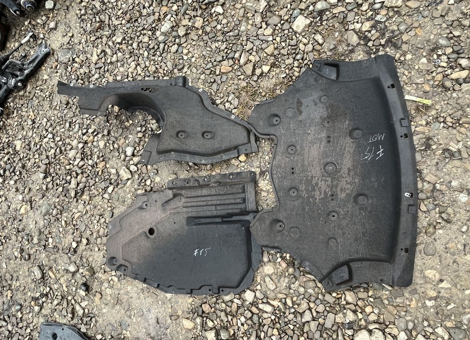 Scut motor / Scut dreapta motor BMW X5 F15