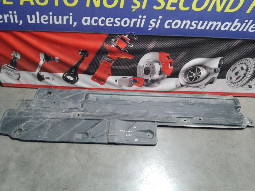 Scut podea dreapta Mercedes Benz C-Class