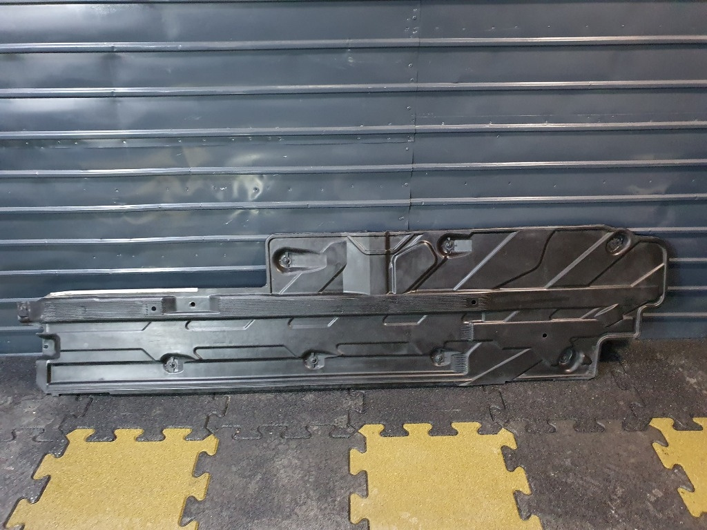Scut podea dreapta MERCEDES-BENZ C-CLASS