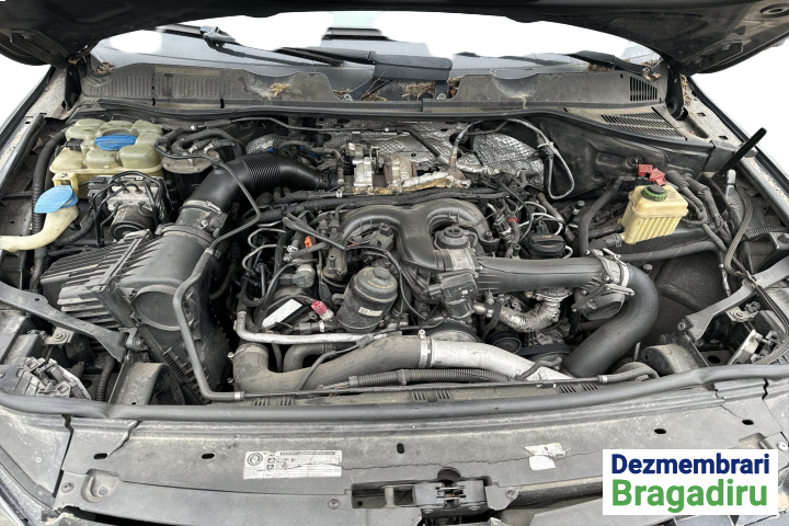 Scut rezervor dreapta Cod: 7L0201974B 7L