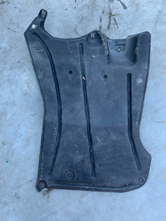 Scut spate Audi A6 C7 cod 4G0825219C