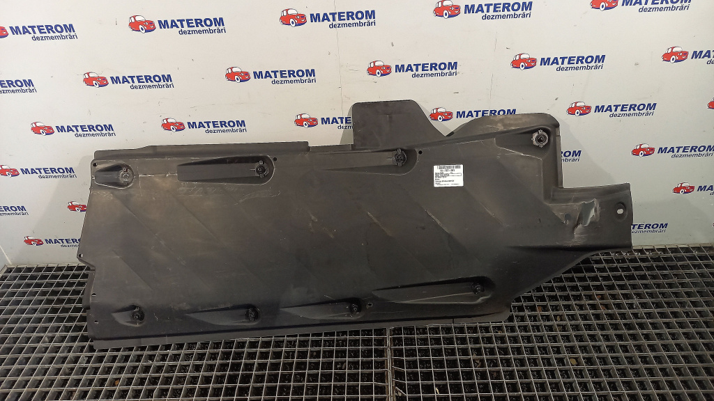 SCUT SUB MASINA AUDI A1 A1 - - (2010 2014)