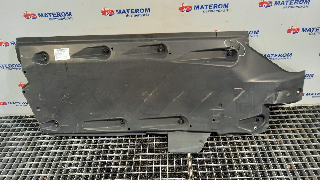 SCUT SUB MASINA AUDI A1 A1 - - (2010 2014)