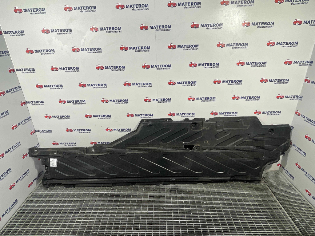 SCUT SUB MASINA MERCEDES C-CLASS C-CLASS 2.2 CDI - (2014 2018)