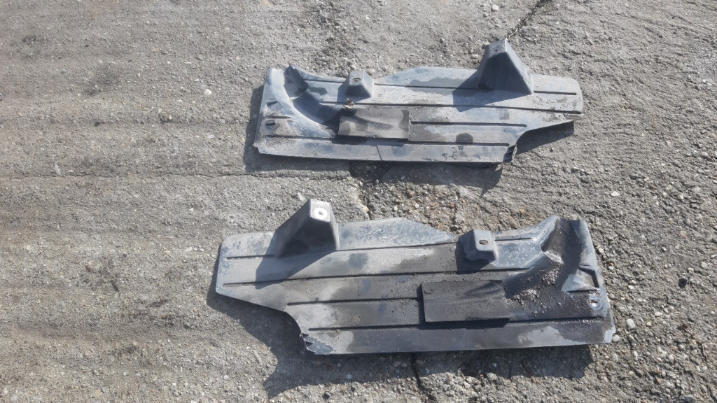 Scuturi sasiu Volvo V50 D2