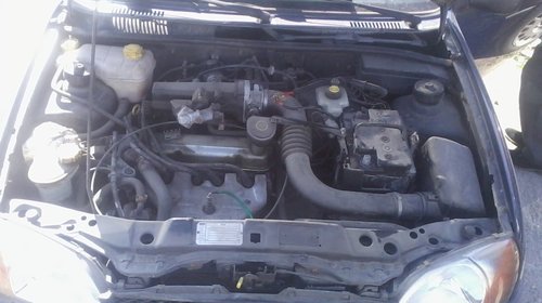 Se dezmembrez Ford Fiesta an 2001 motor 1.3 b