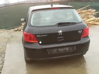 Se dezmembrez Peugeot 307 1.4hdi