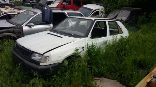 Se dezmembrez Skoda Felicia ,motor 1.3,anul 1