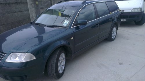 Se dezmembreaza --- VW Passat B5 (UK), coduri motor AWX / AVF --- 131CP, cutii manuale