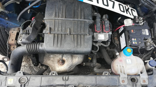 Se dezmembrez fiat Punto motor 1242 an fabricație 2008
