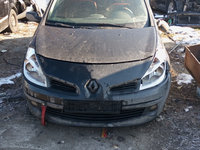 Se dezmembrez Renault Clio 3 coupe motor 1.5 dci euro 4
