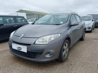 Se dezmembrez Renault Megane 3 , motor 1.5 diesel , 105 Cp , 63000 mile ( 95000 km)