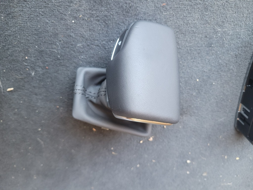 Selector nuca piele Audi Q5 FY A4 B9 impecabila