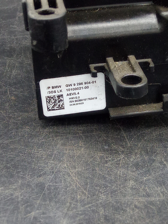 Selector viteza f01 f02 f03 f04 f07 f10 f11 f25 f26 Bmw F01 F02 F03 F04 F10 F25 F26 an 2014 cod piesa 9296904