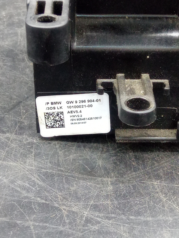 Selector viteza f01 f02 f03 f04 f07 f10 f11 f25 f26 Bmw F01 F02 F03 F04 F10 F25 F26 an 2014 cod piesa 9296904