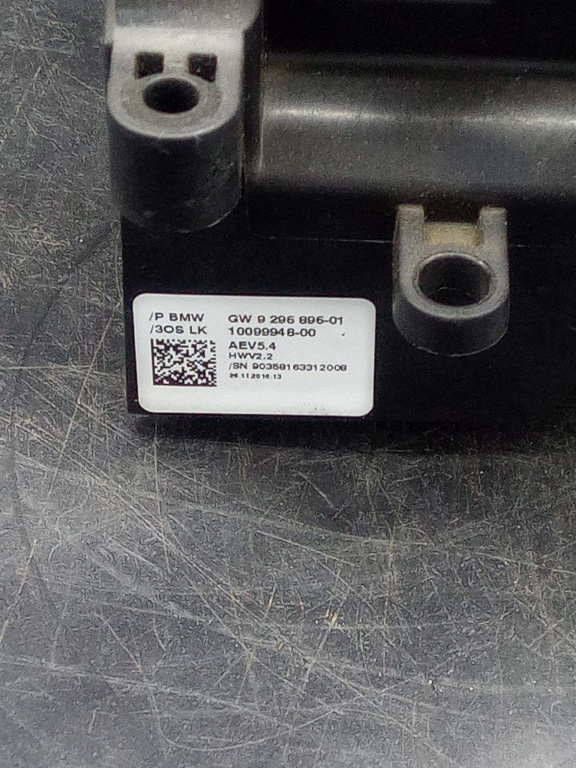 Selector viteza f20 f21 f22 f23 f30 f31 f32 f33 f34 f36 Bmw F20 F30 F31 F32 F33 F34 F36 an 2014 cod piesa 9296896