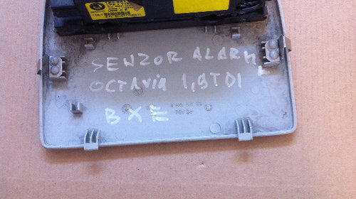 Senzor alarma skoda octavia 1 2001 - 2007 cod: 1z0877892b