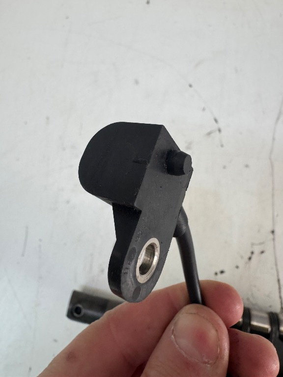 Senzor Ax axe injector injectoare 2.0 BK