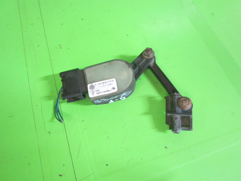 SENZOR BALAST NIVEL FAR / LUMINI XENON DREAPTA FAT