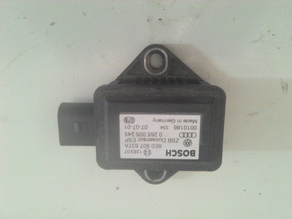 Senzor ESP Audi A4 B6, Passat B5 Cod 8E0907637A