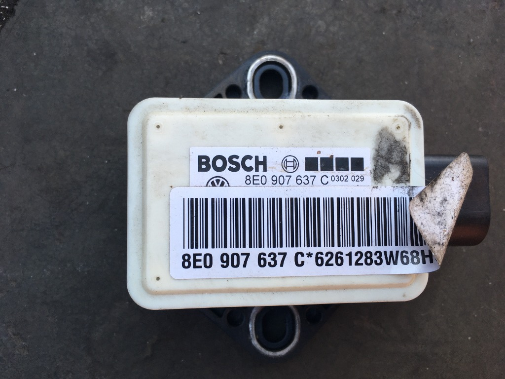 Senzor ESP Audi A4 B7 cod: 8e0907637c