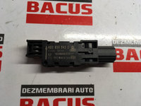 Senzor impact Audi A3 8P cod: 4b0959643d