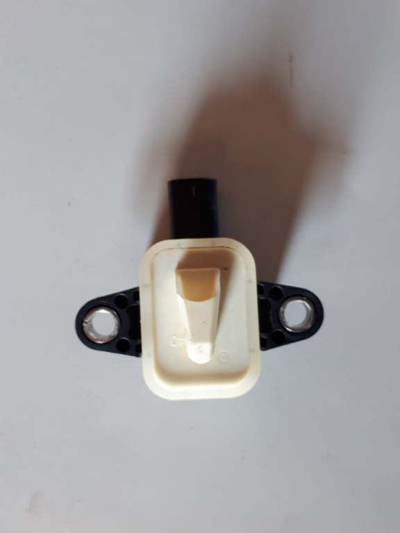 Senzor impact Audi A6 C7 / A7 / A8 / Sko
