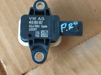 Senzor impact usa stanga fata VW Polo an 2010 cod produs:4H0955557 / 4H0 955 557