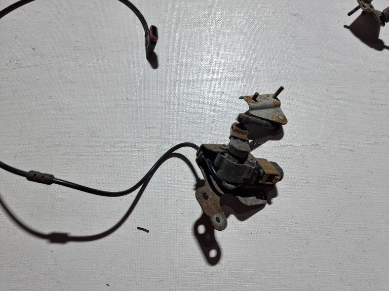 Senzor nivel dreapta spate E-class coupe w207 A0045429918