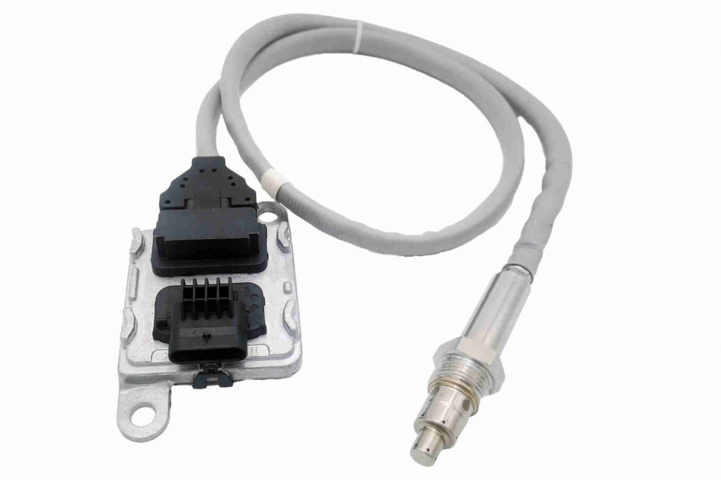 Senzor NOx, injectie aditiv VAICO V10-72-0170