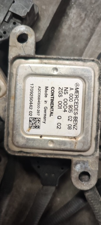 Senzor nox Mercedes GL-Class , S-Class , ML-class , E-Class ,CLS-Class , C-Class cod A2C13684500 / A0009050208