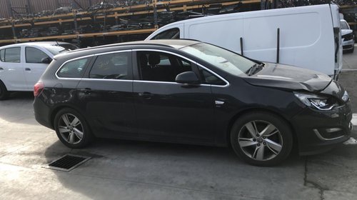 Senzor parcare fata Opel Astra J 2010 combi 1.7 cdti