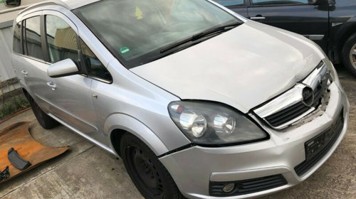 Senzor parcare fata Opel Zafira B 2007 Monovolum 1.9 DTI, 88kw, E4