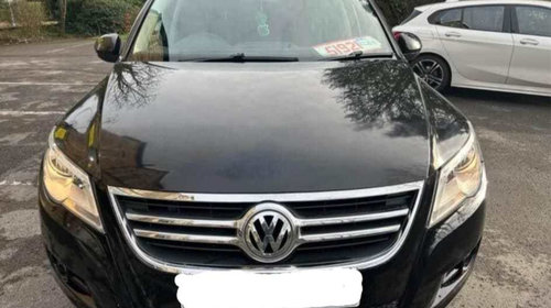 Senzor parcare fata Volkswagen Tiguan 2010 su