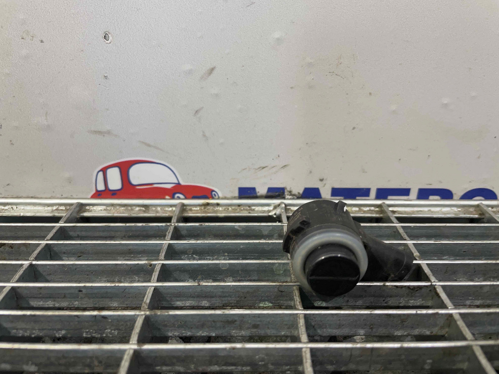 SENZOR PARCARE SPATE MERCEDES C-CLASS C-CLASS - - (2014 2018)