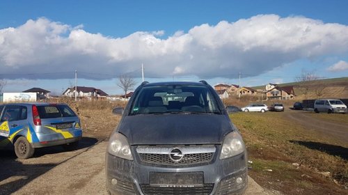 Senzor parcare spate Opel Zafira 2005 combi 1.9 cdti