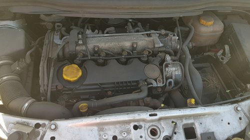 Senzor parcare spate Opel Zafira 2006 MONOVOLUM 1.9