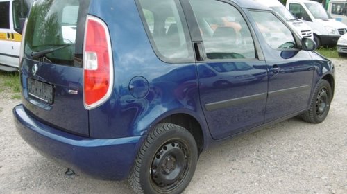 Senzor parcare spate Skoda Roomster 2007 Furgon 1.9