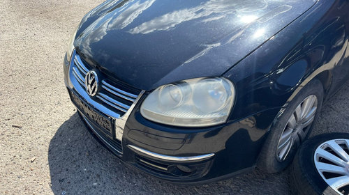 Senzor parcare spate Volkswagen Jetta 2007 BERLINA 2.0
