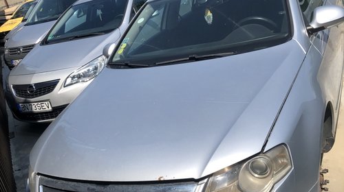 Senzor parcare spate Volkswagen Passat B6 200