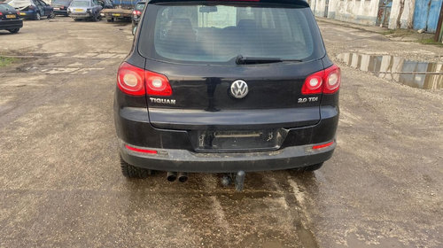 Senzor parcare spate Volkswagen Tiguan 2010 FAMILY 2.0