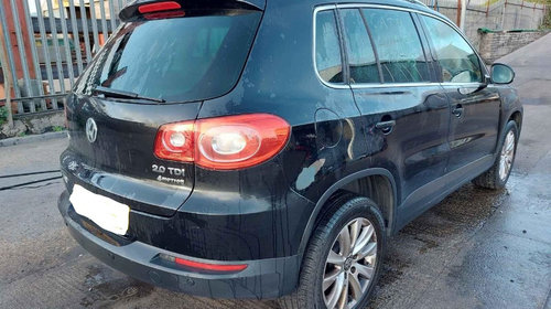 Senzor parcare spate Volkswagen Tiguan 2011 S