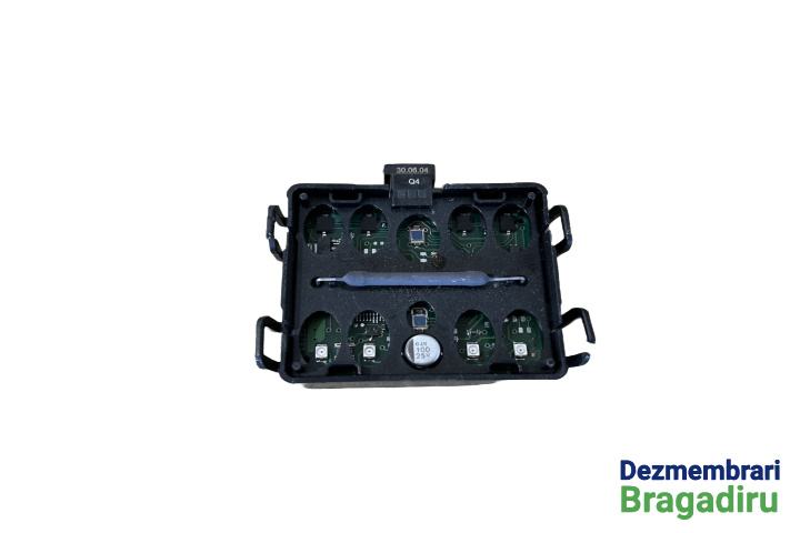 Senzor ploaie si lumini Cod: A2118206026 5DC008424-06 Mercedes-Benz E-Class W211/S211 [2002 - 2006] Sedan 4-usi 320 CDI 5G-Tronic (204 hp) Elegance (211.026) 3.2 CDI - 648.961