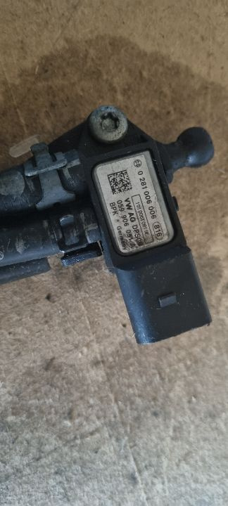 Senzor presiune gaze evacuare 2.0 tdi 059906051A 0281006006 03179 1B/L5