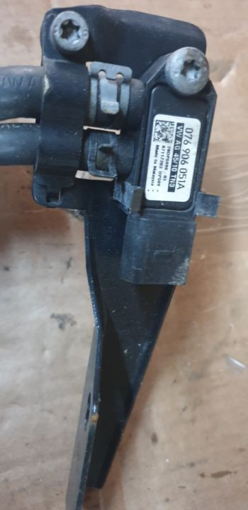 SENZOR PRESIUNE GAZE EVACUARE VW-AUDI 076906051A 1B/L5