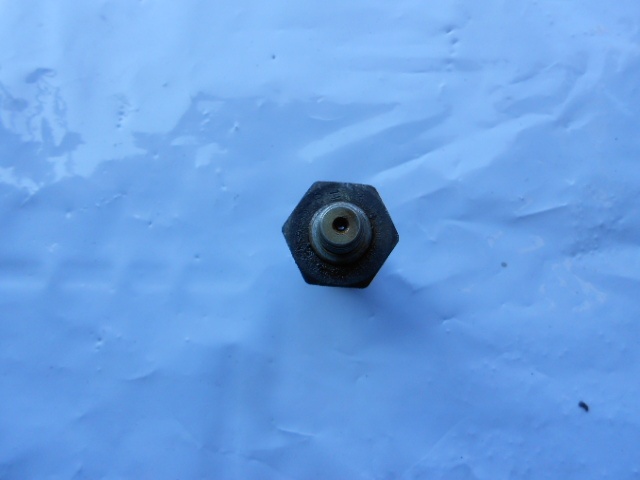 SENZOR PRESIUNE ULEI COD 06A919081E AUDI