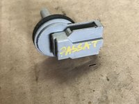 Senzor temperatura aeroterma VW Passat B5 2001 cod 1J0907543A