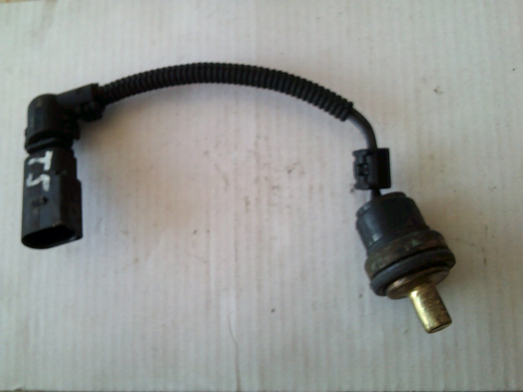 Senzor temperatura apa VW T5, cod 070919