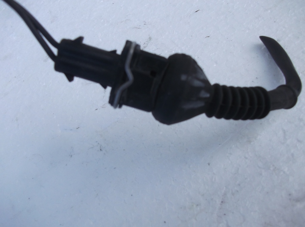 Senzor temperatura exterioara passat b5 audi a4 b5 fabricatie 1995