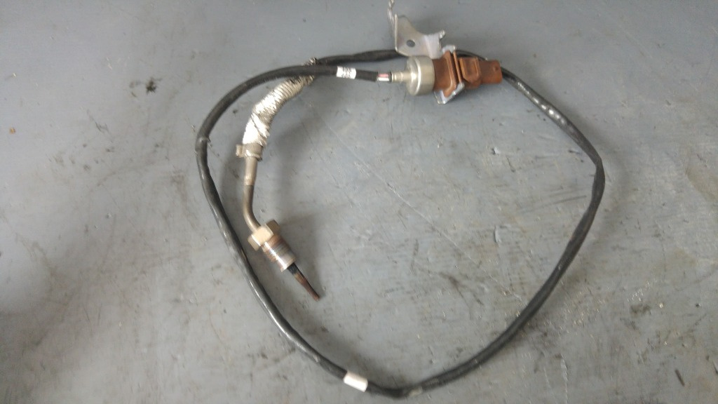 Senzor temperatura filtru particule audi a4 b9 2.0 tdi det 04l919529e